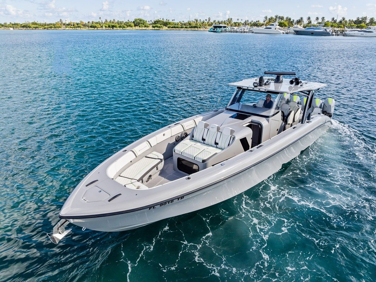 Стоимость яхты Trigger - Midnight Express Powerboats