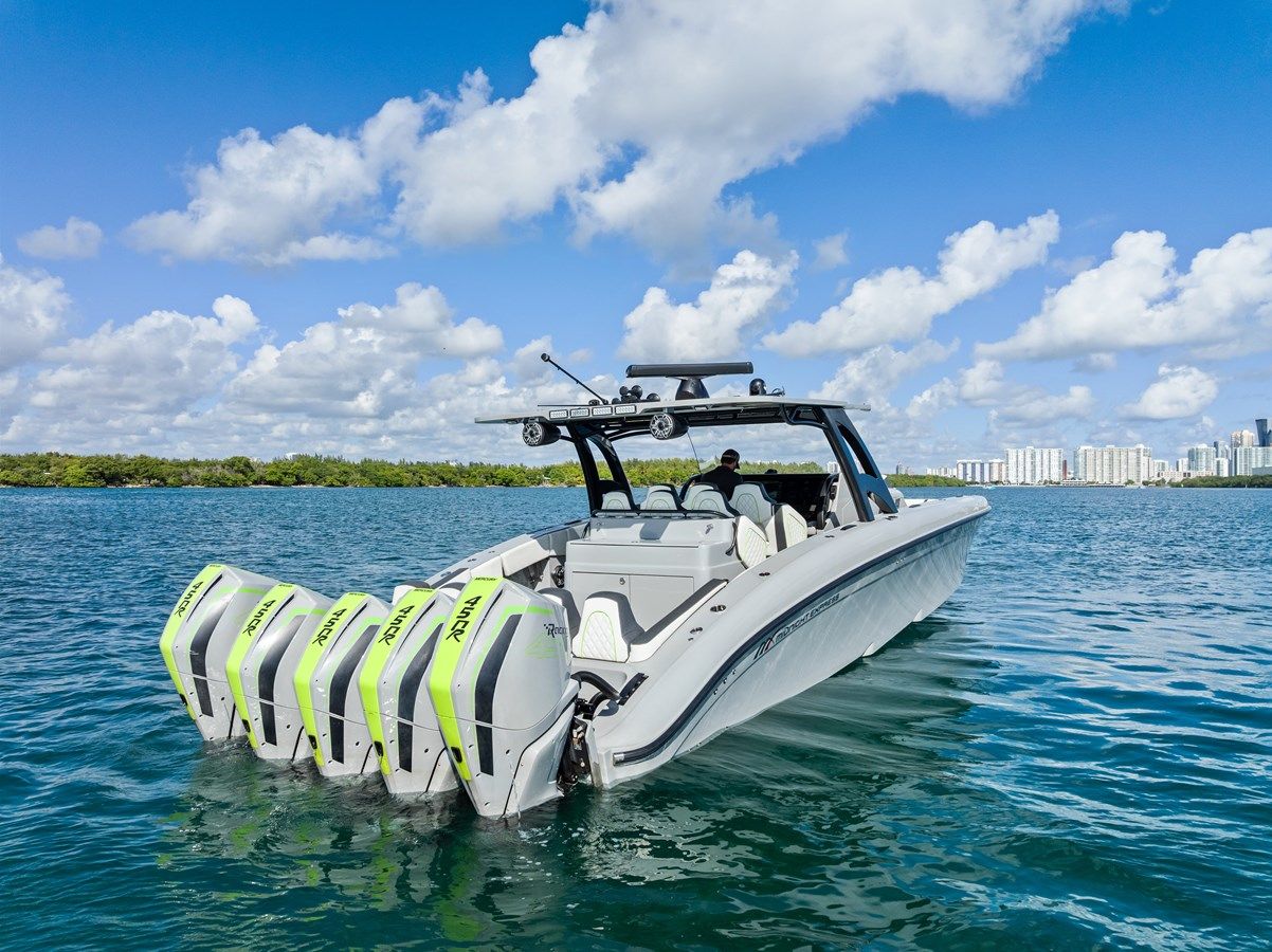 Купить Trigger - Midnight Express Powerboats