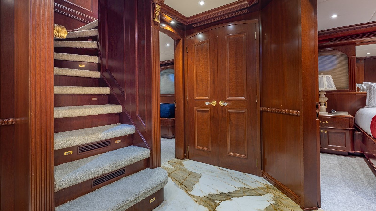 RELENTLESS yacht sale