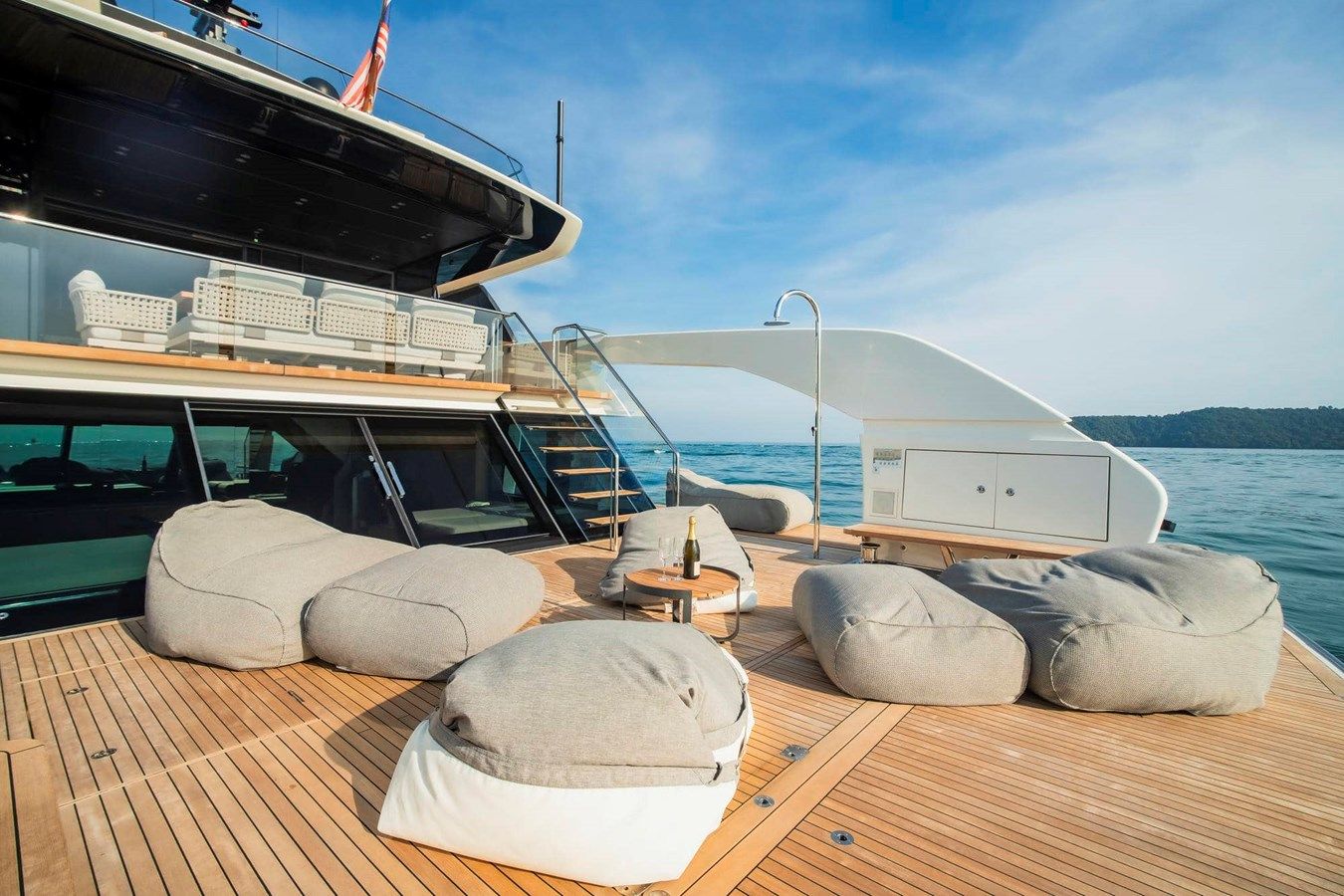 best yacht sales deals Sanlorenzo SX100