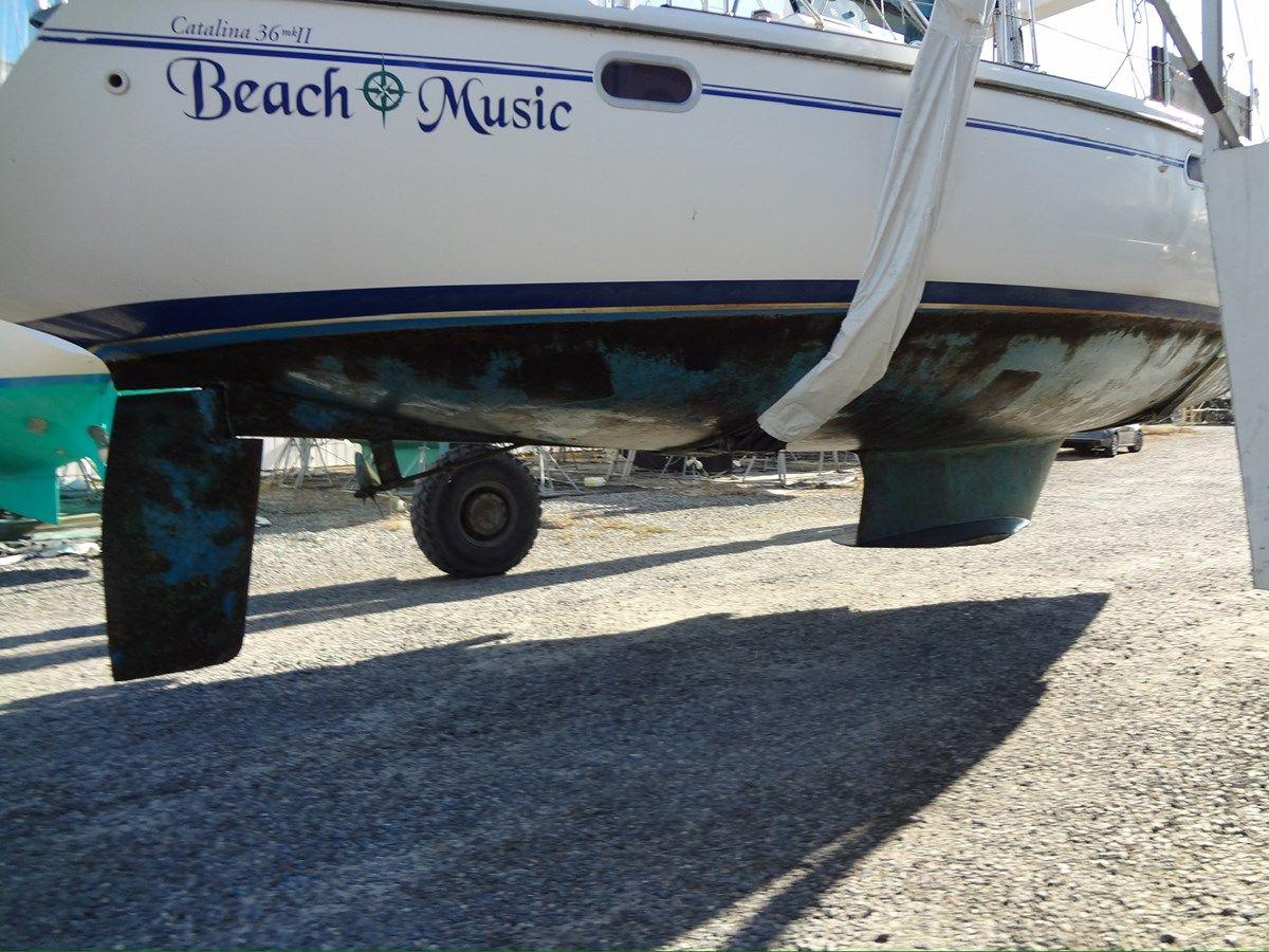 BEACH MUSIC - Catalina Yachts price