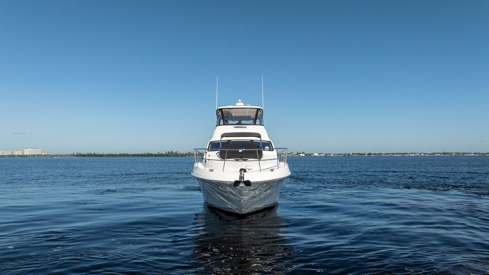 Стоимость яхты Love & Luck II 580 Sedan Bridge