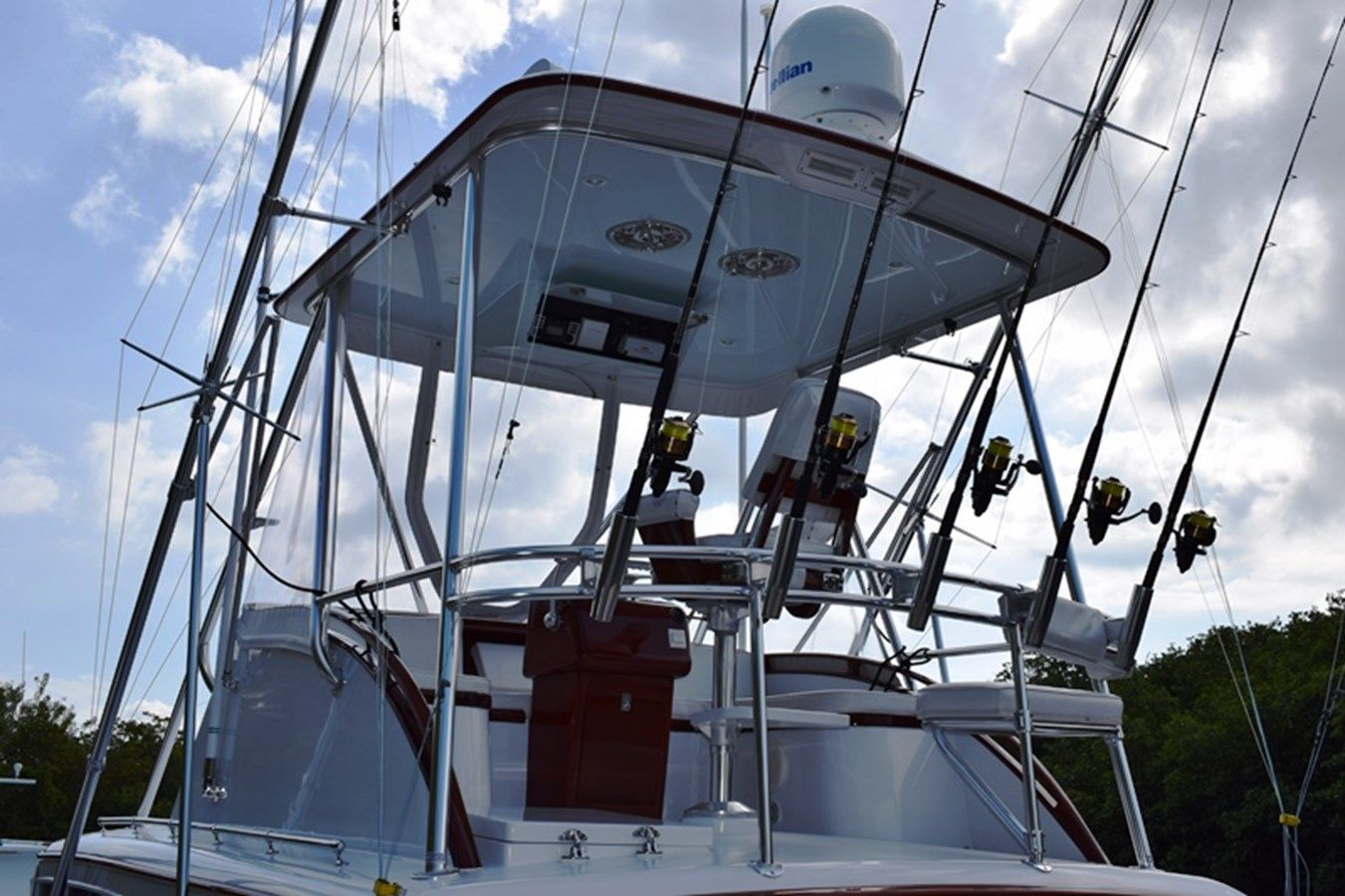 Buy a yacht CYGNET - RYBOVICH