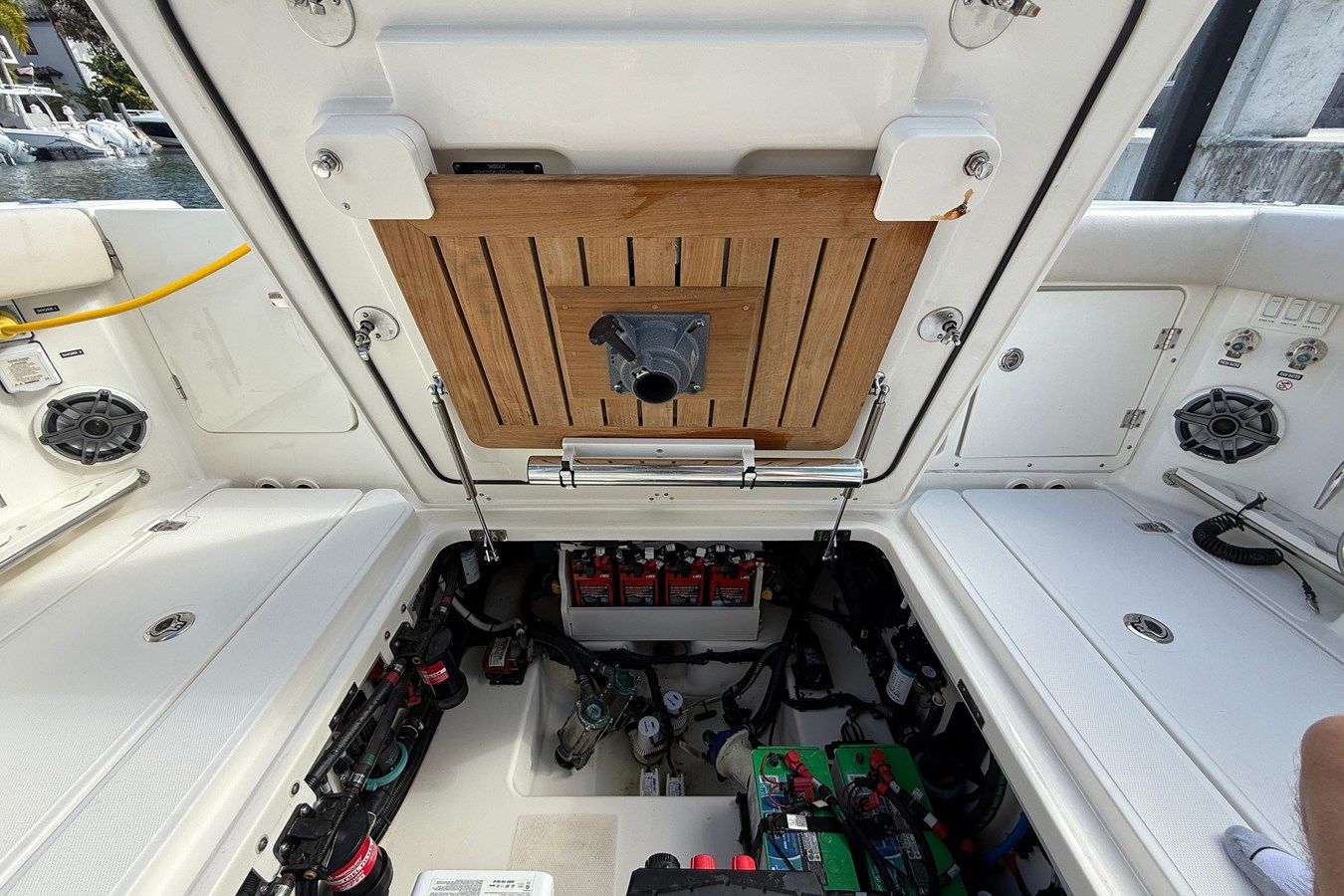 Buy a yacht Gail Force