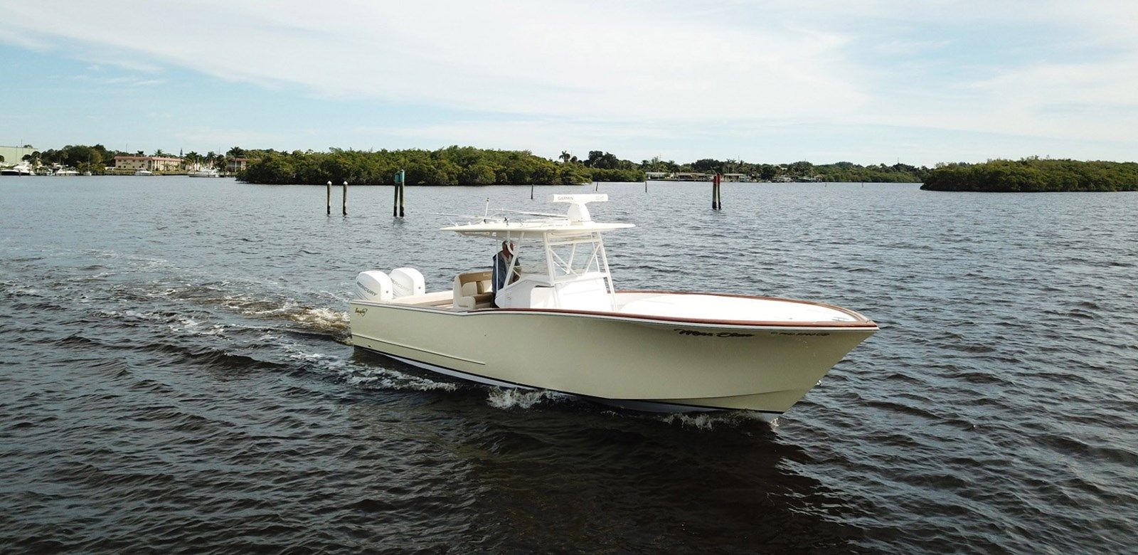 best yacht sales deals DASHER - BONADEO BOATWORKS