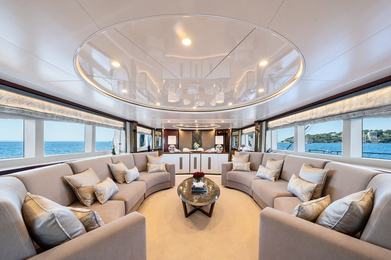 Titian Pearl 2001 yacht sale