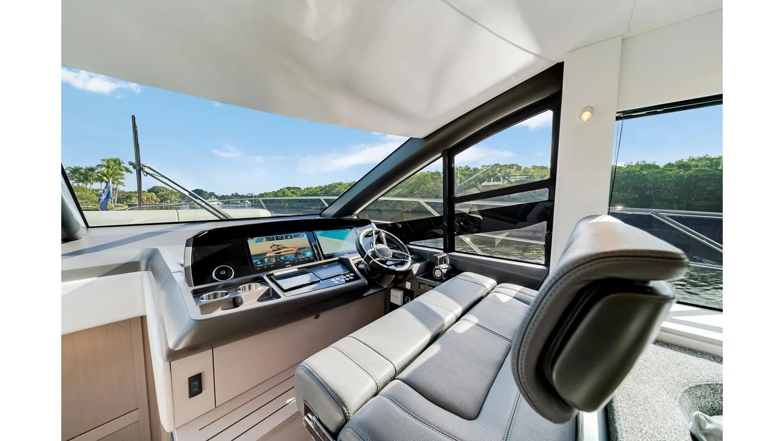 Buy a yacht MANHATTAN 55 55