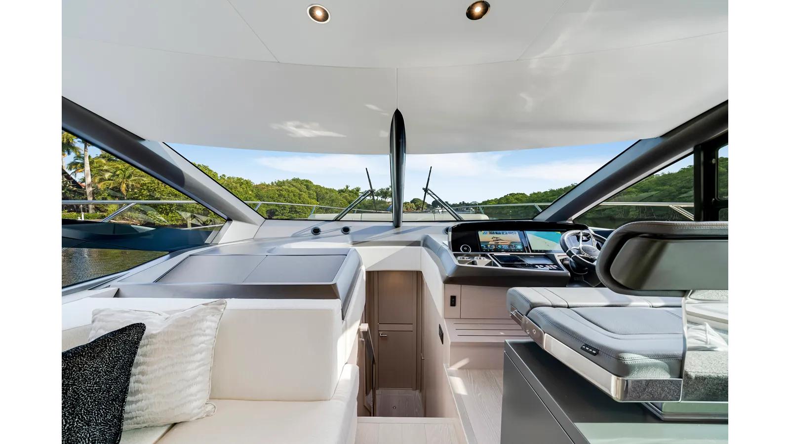 the best price on MANHATTAN 55