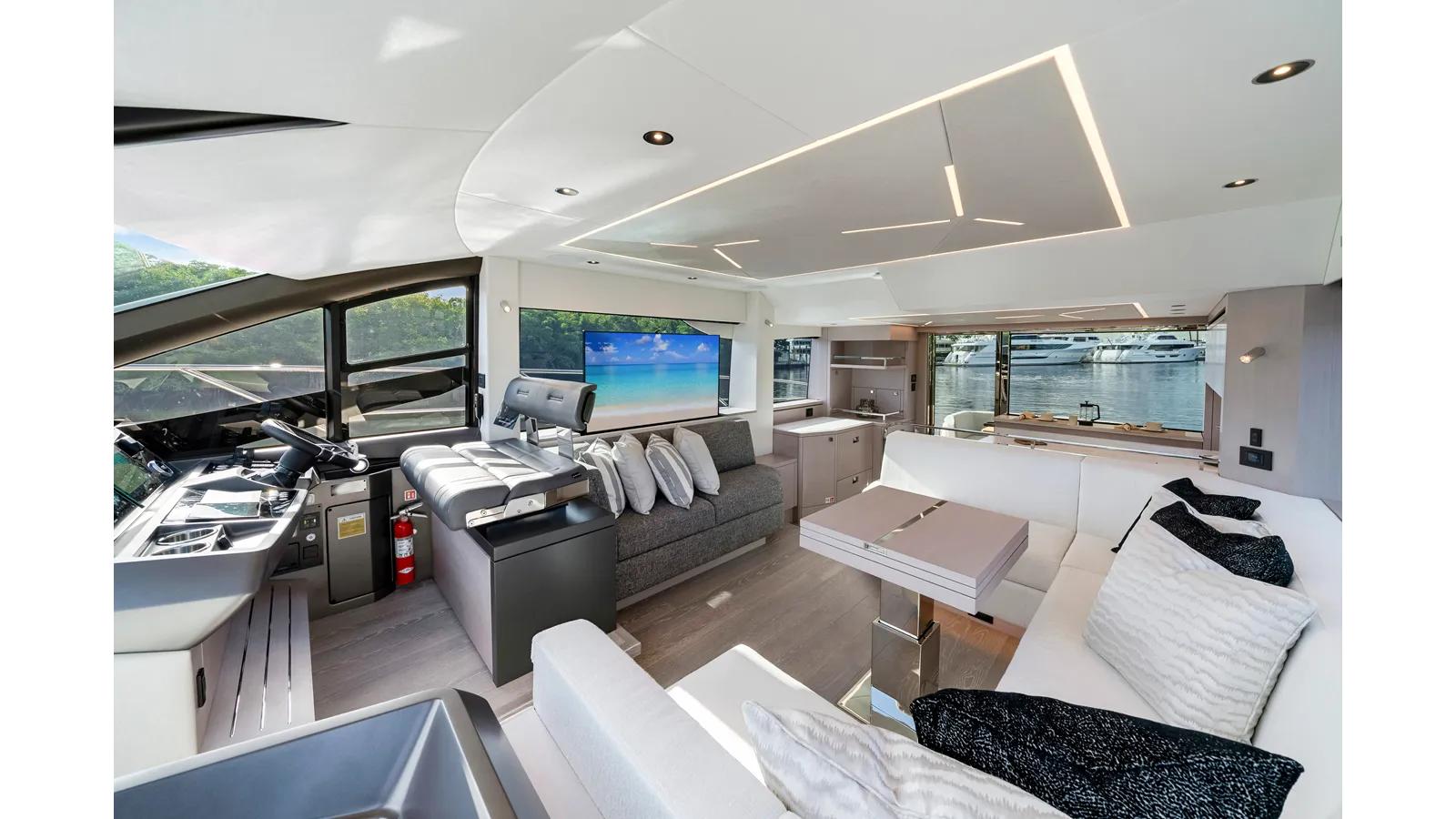 Buy a MANHATTAN 55 55 at Shestakov Yacht Sales