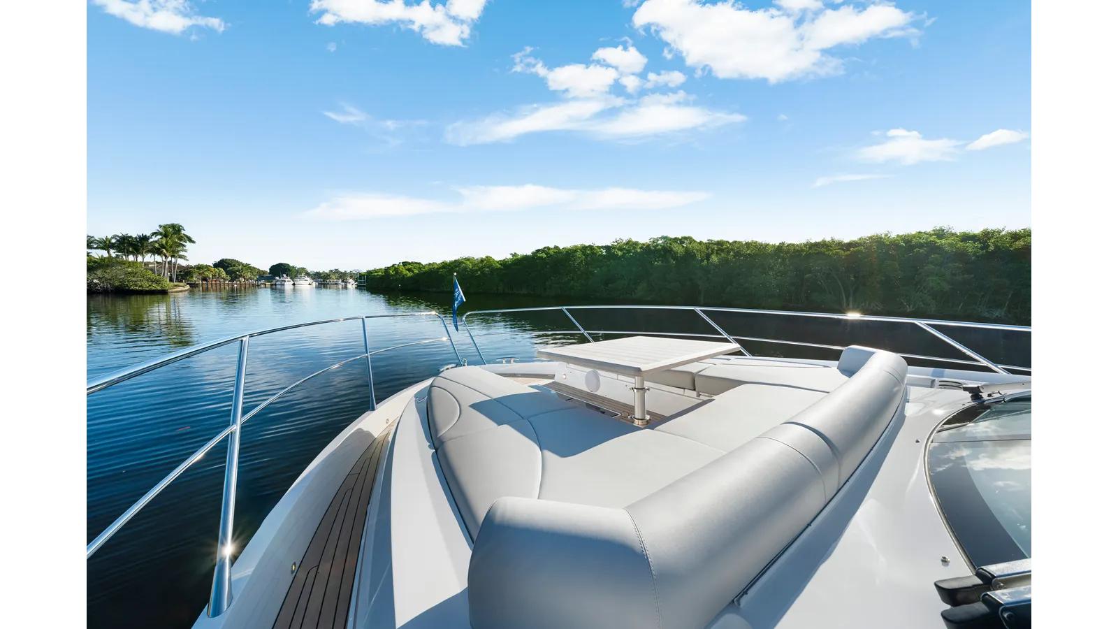 MANHATTAN 55 - Sunseeker yacht sale