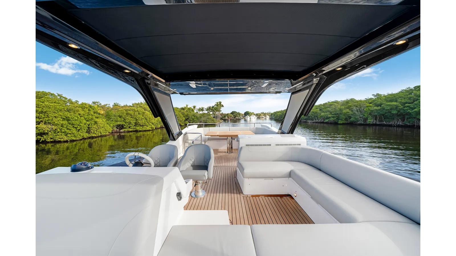 the best price on MANHATTAN 55 2026