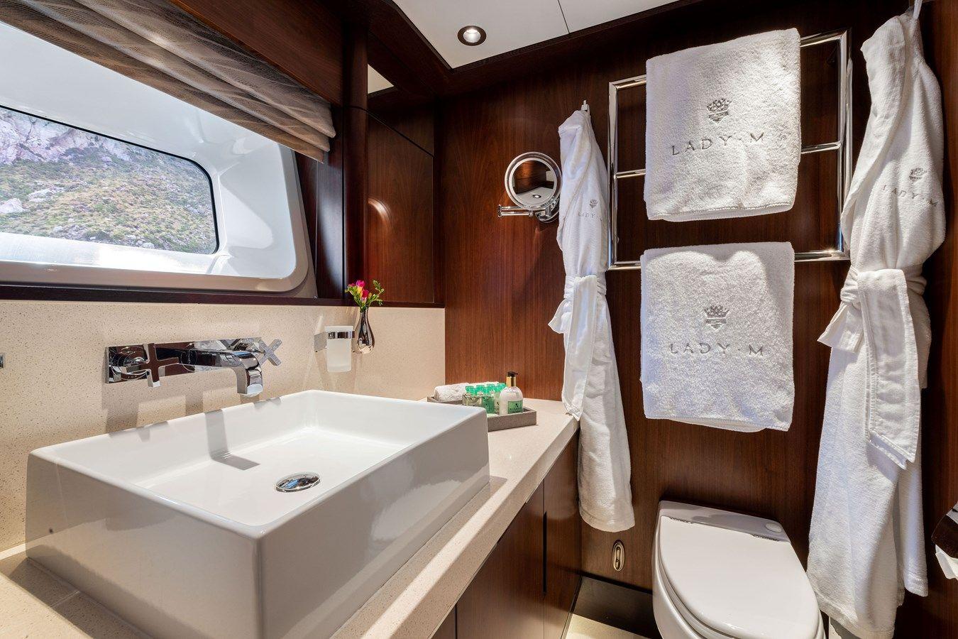 Buy a Dakota 2006 at Shestakov Yacht Sales