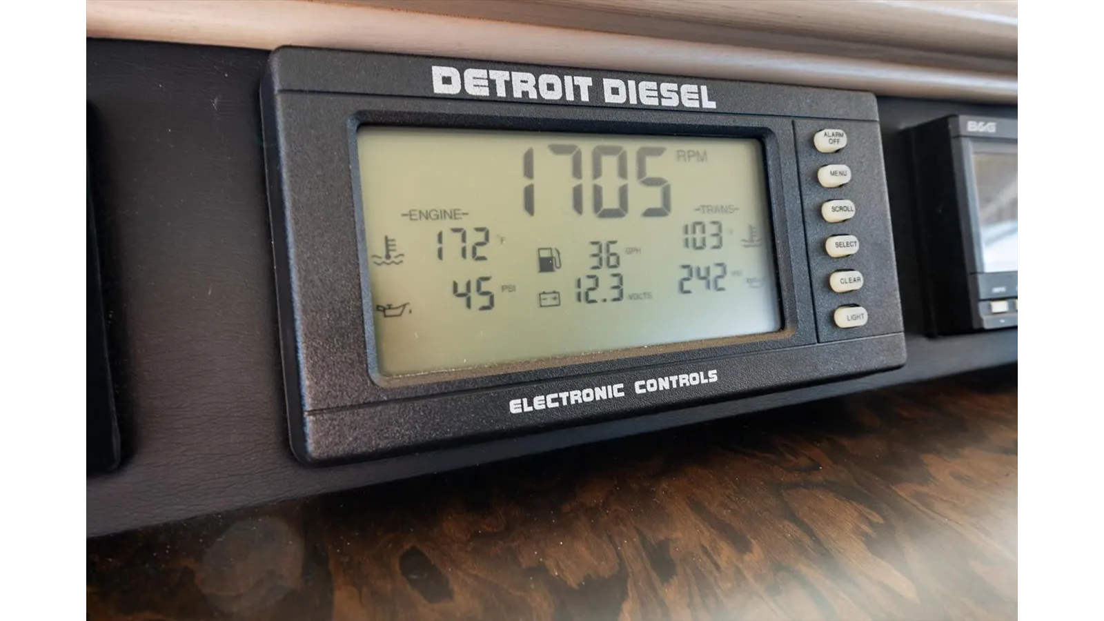 best yacht sales deals Think B.I.G - WESTPORT