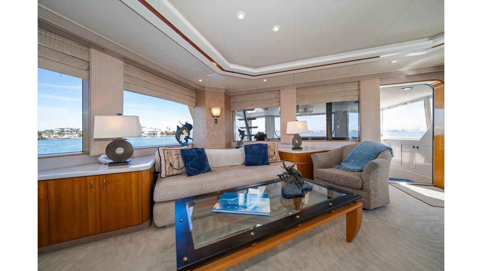 Think B.I.G - WESTPORT yacht sale