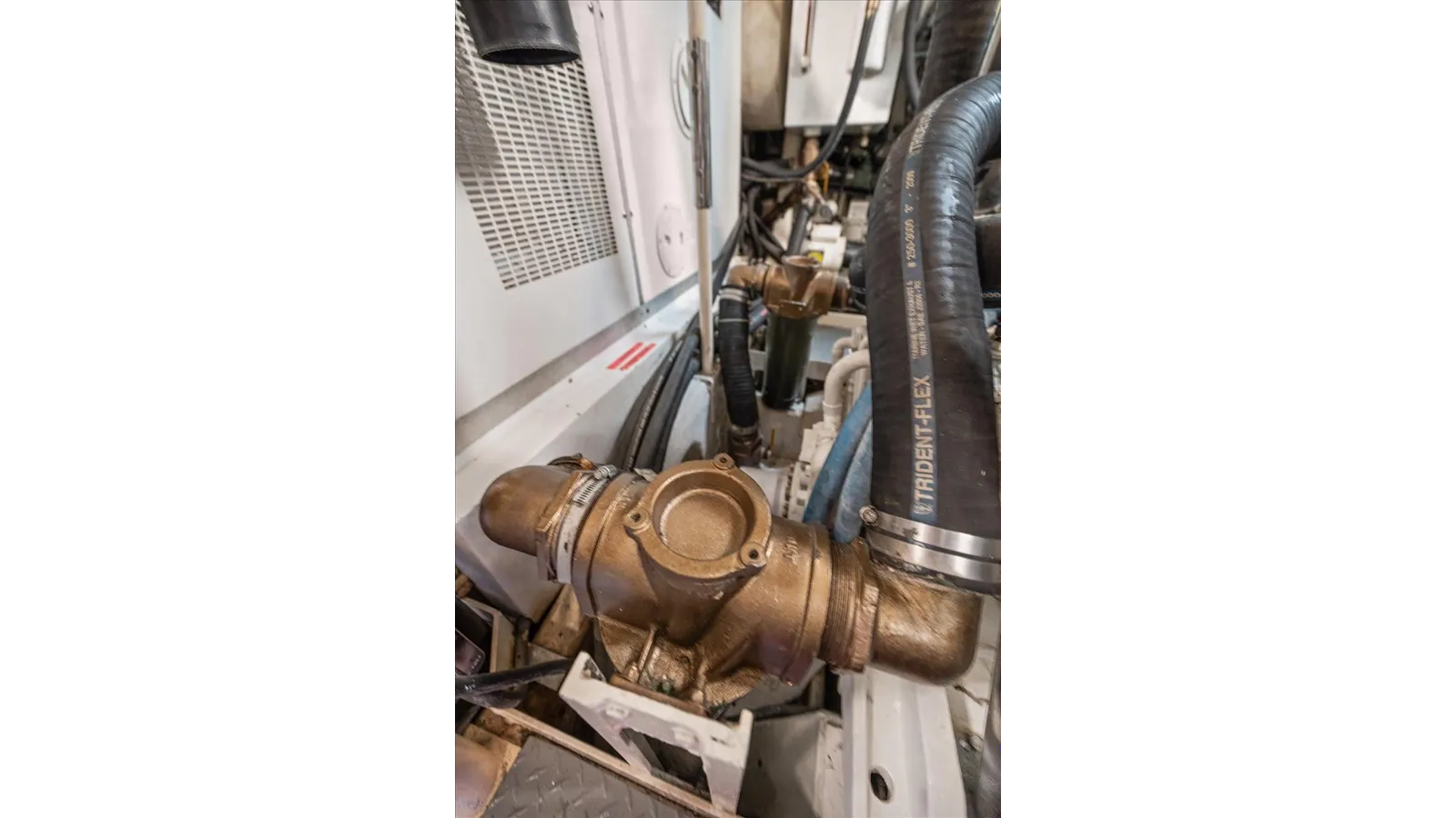 best yacht sales deals Think B.I.G 1995