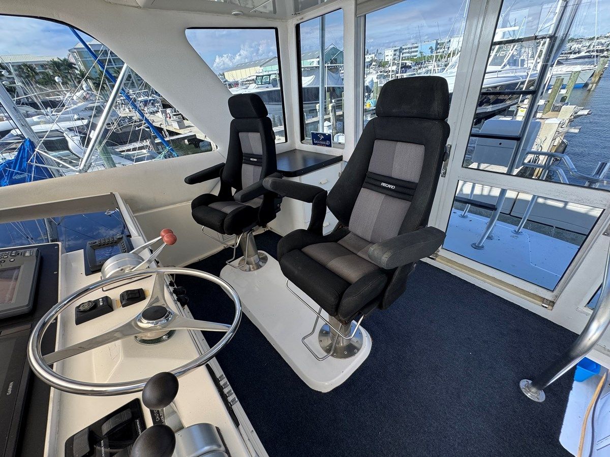 Buy a yacht Sécone 58 Convertible