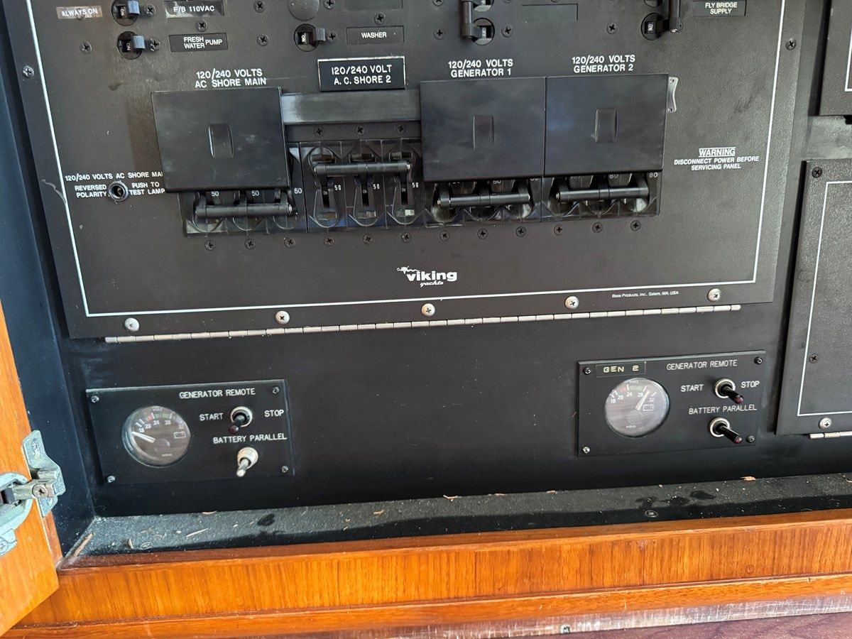 best yacht sales deals Sécone - VIKING