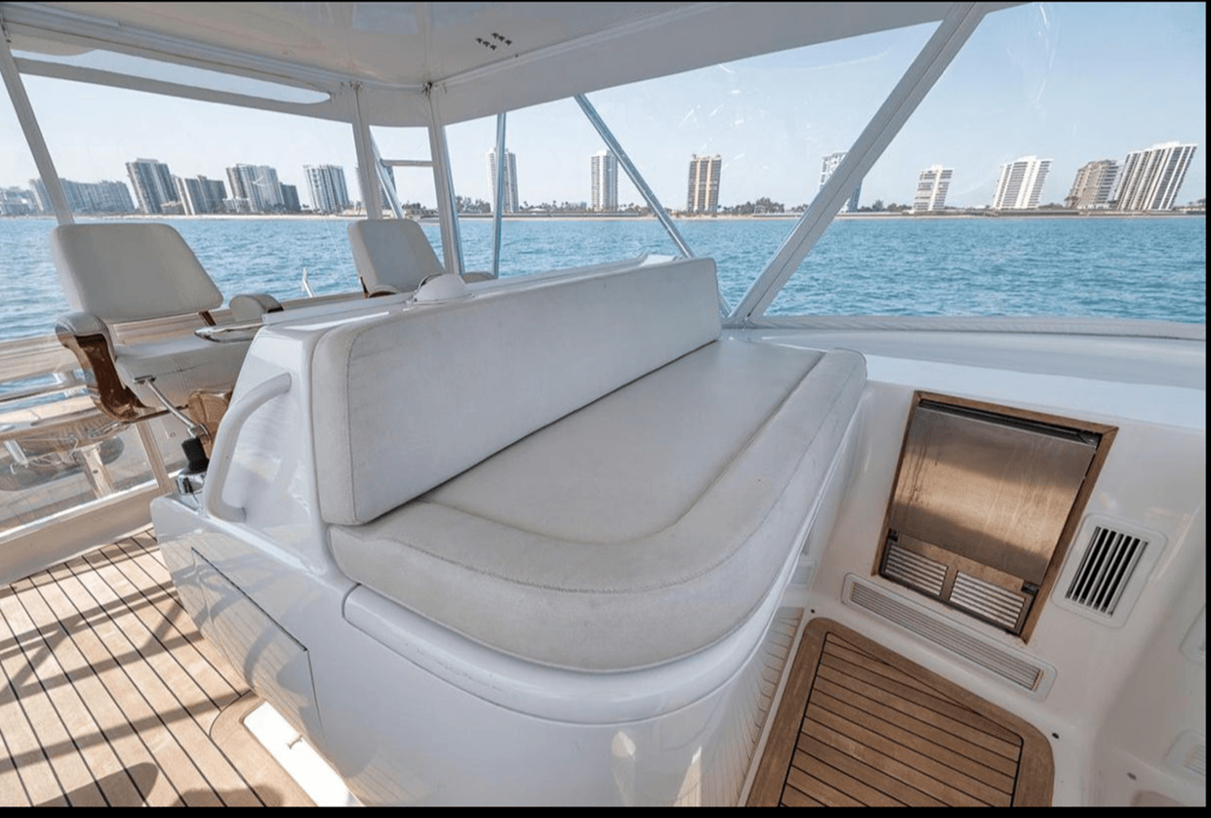 Buy a Lady T (Copy) Express at Shestakov Yacht Sales