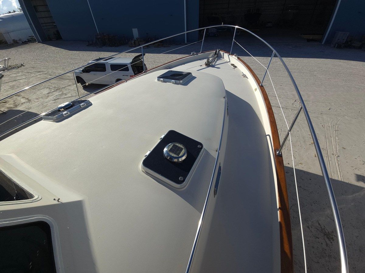 Продажа яхты LINDY 40