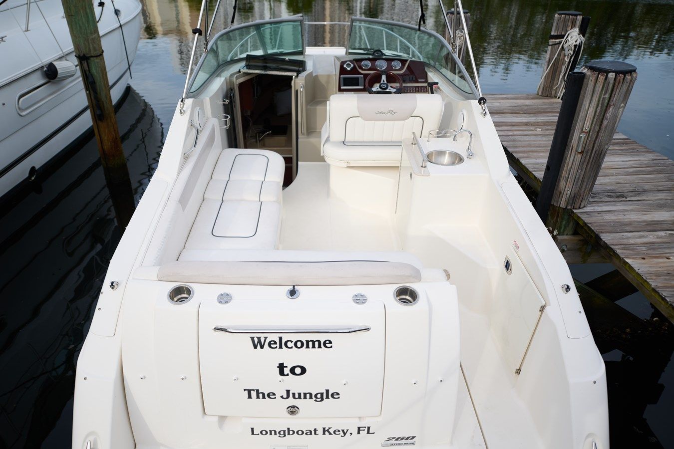 WELCOME TO THE JUNGLE 2011