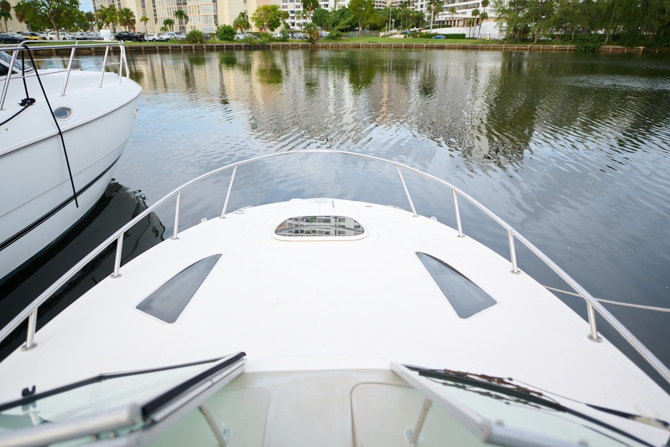 the best price on WELCOME TO THE JUNGLE