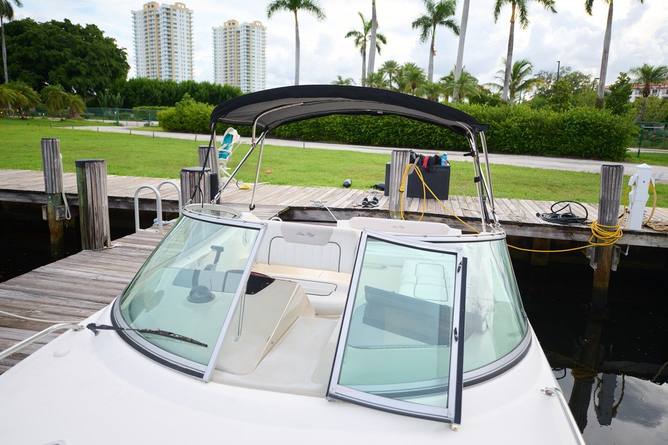 WELCOME TO THE JUNGLE - SEA RAY yacht sale