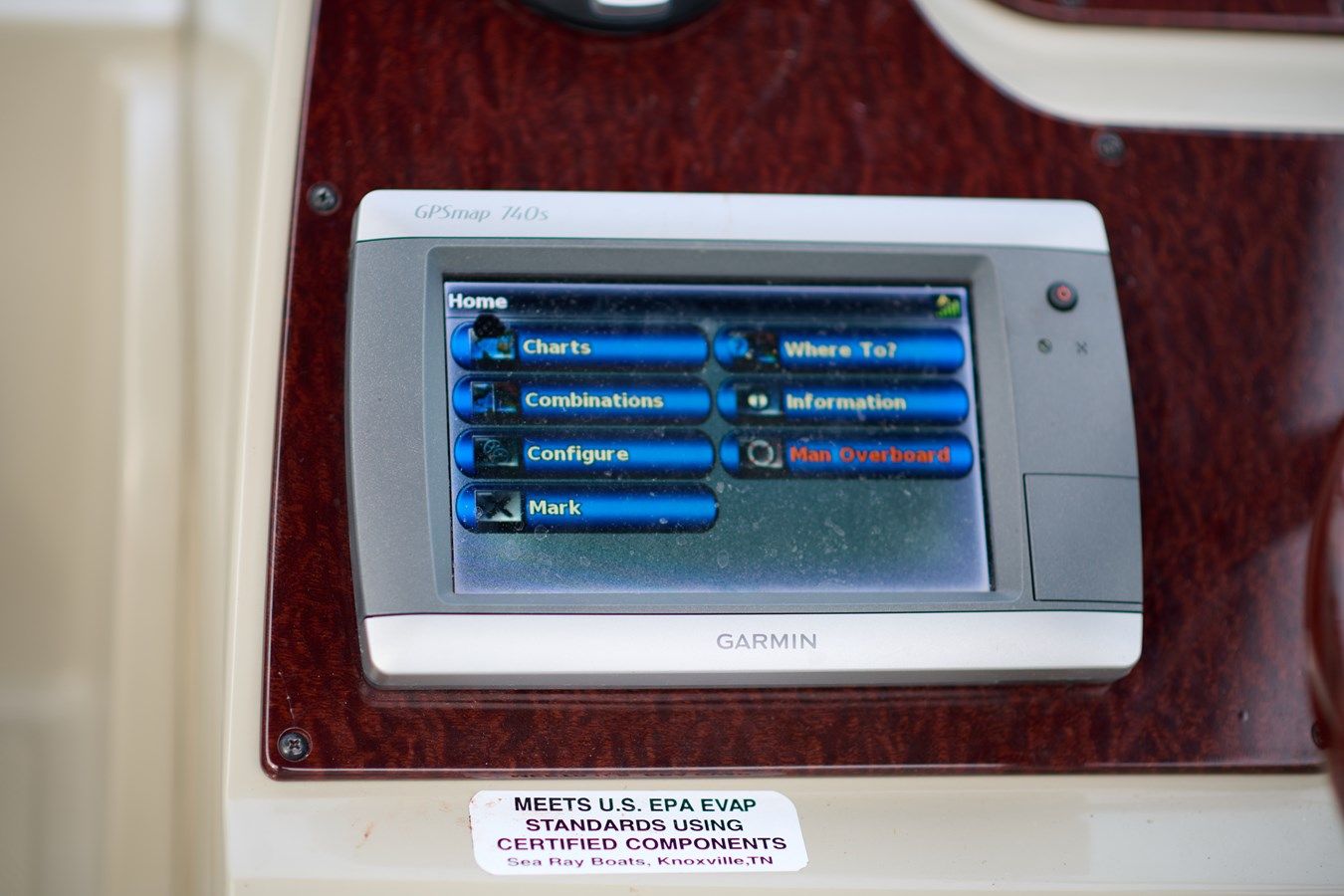 WELCOME TO THE JUNGLE