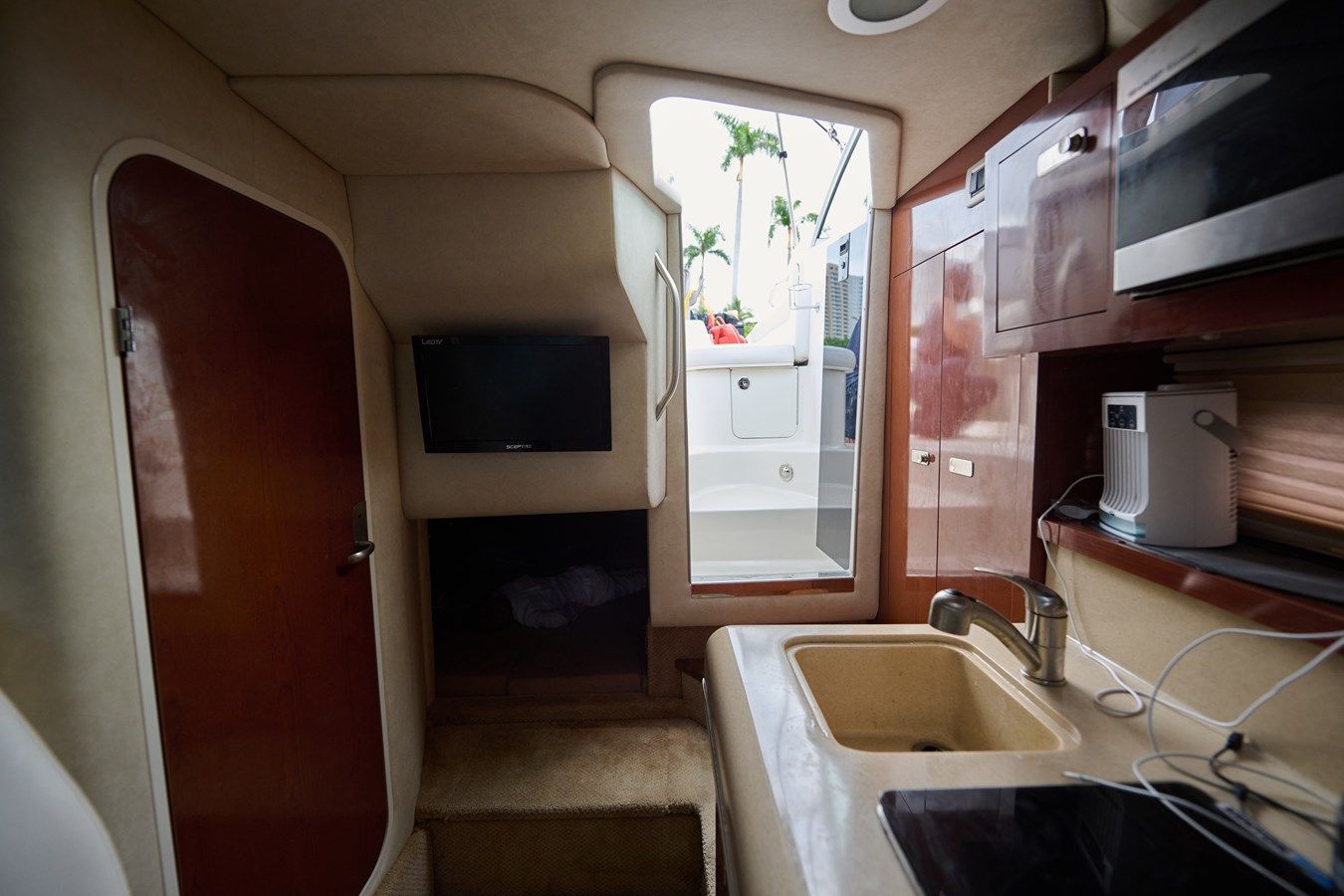 WELCOME TO THE JUNGLE 26 yacht sale