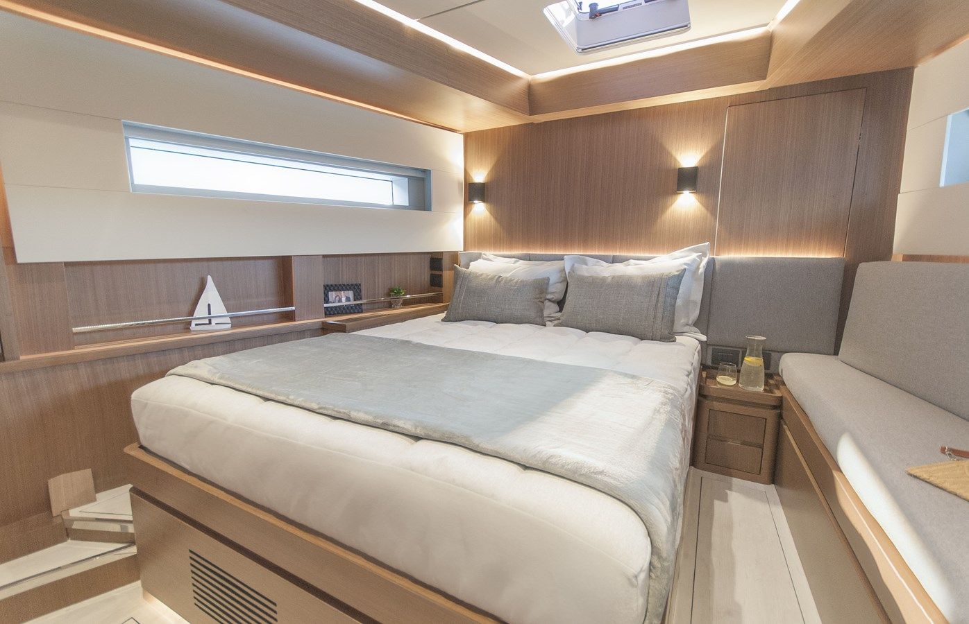 Купить яхту SAVOIR FAIRE GLOBAL EXP 68 в Shestakov Yacht Sales