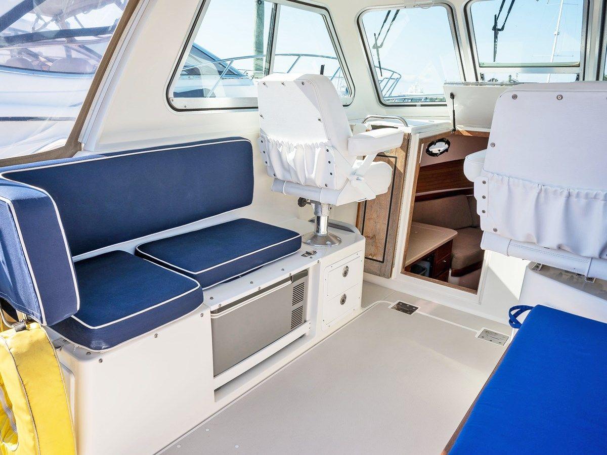 best yacht sales deals ARCHIMEDES 29