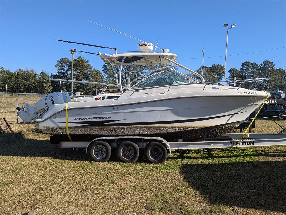 Buy a 25' Hydra-Sports 2010 2500 VX 25 at Shestakov Yacht Sales