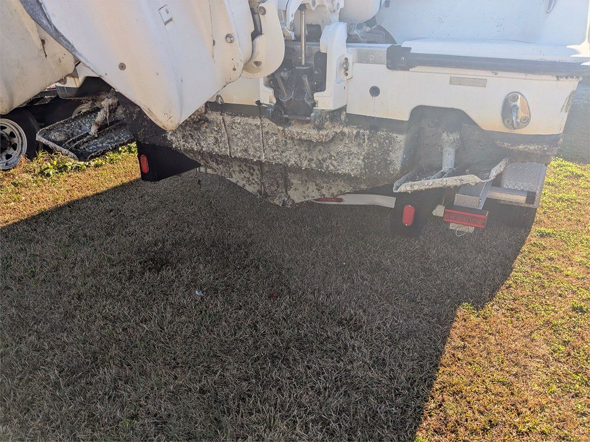 25' Hydra-Sports 2010 2500 VX