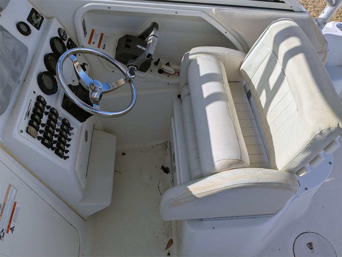 25' Hydra-Sports 2010 2500 VX 2010