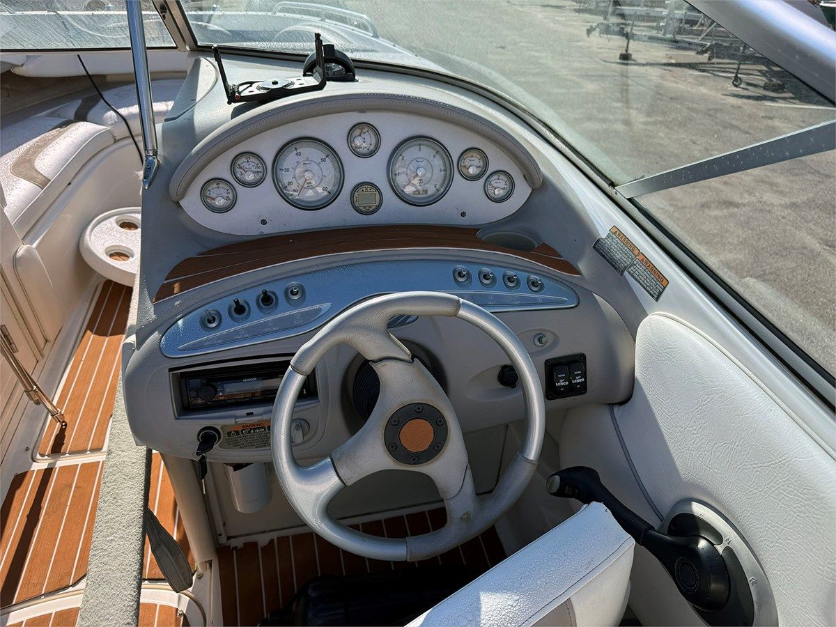 best yacht sales deals 24' Maxum 2003 2400 SR 24