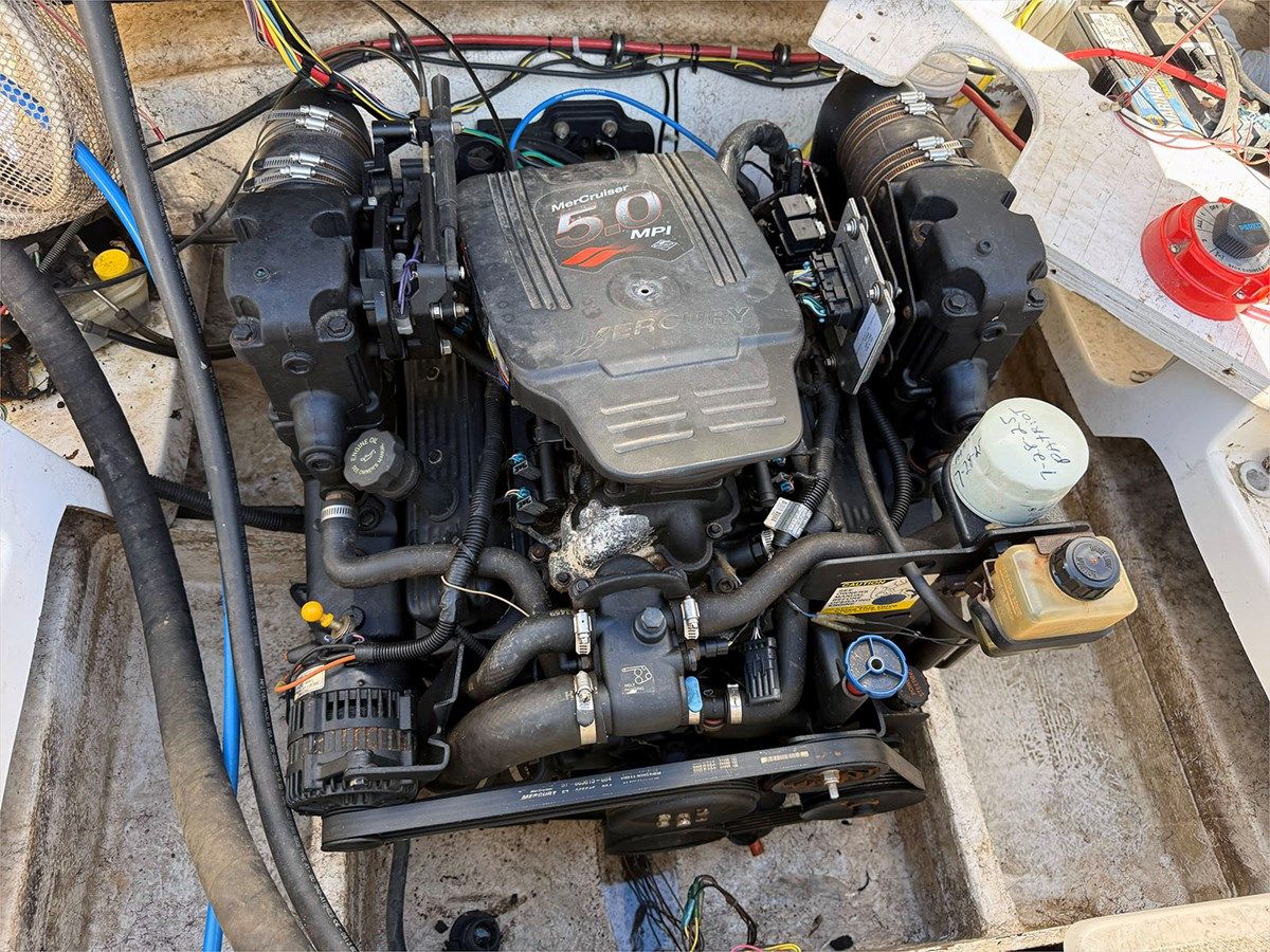 best yacht sales deals 24' Maxum 2003 2400 SR - Maxum