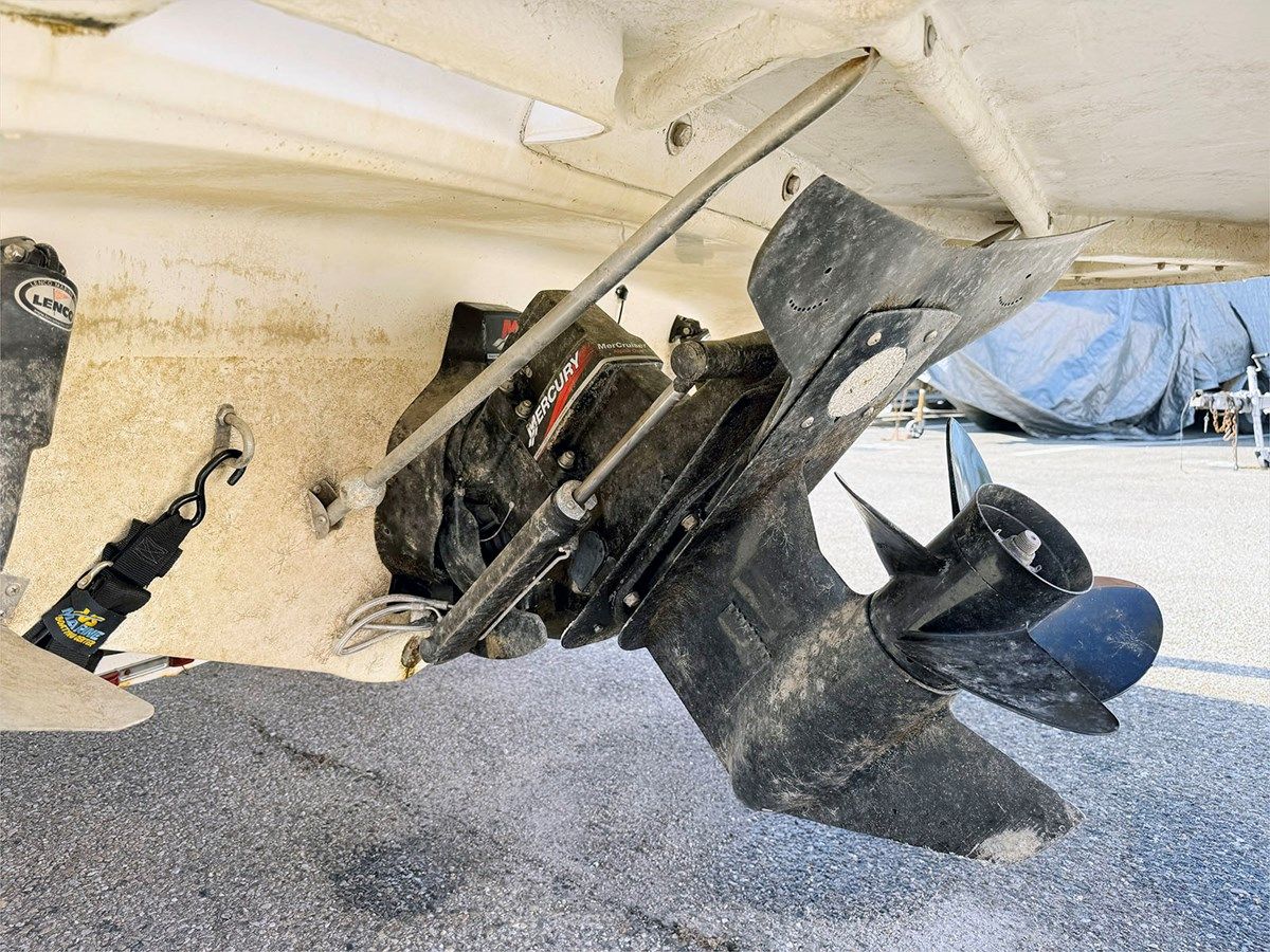 24' Maxum 2003 2400 SR 2003