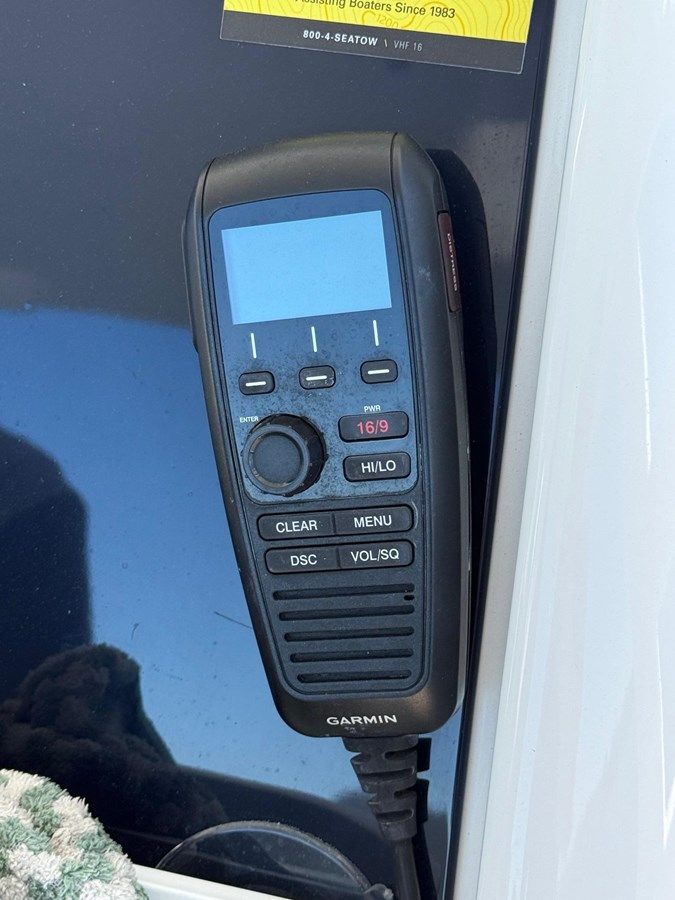 the best price on NO NAME 34