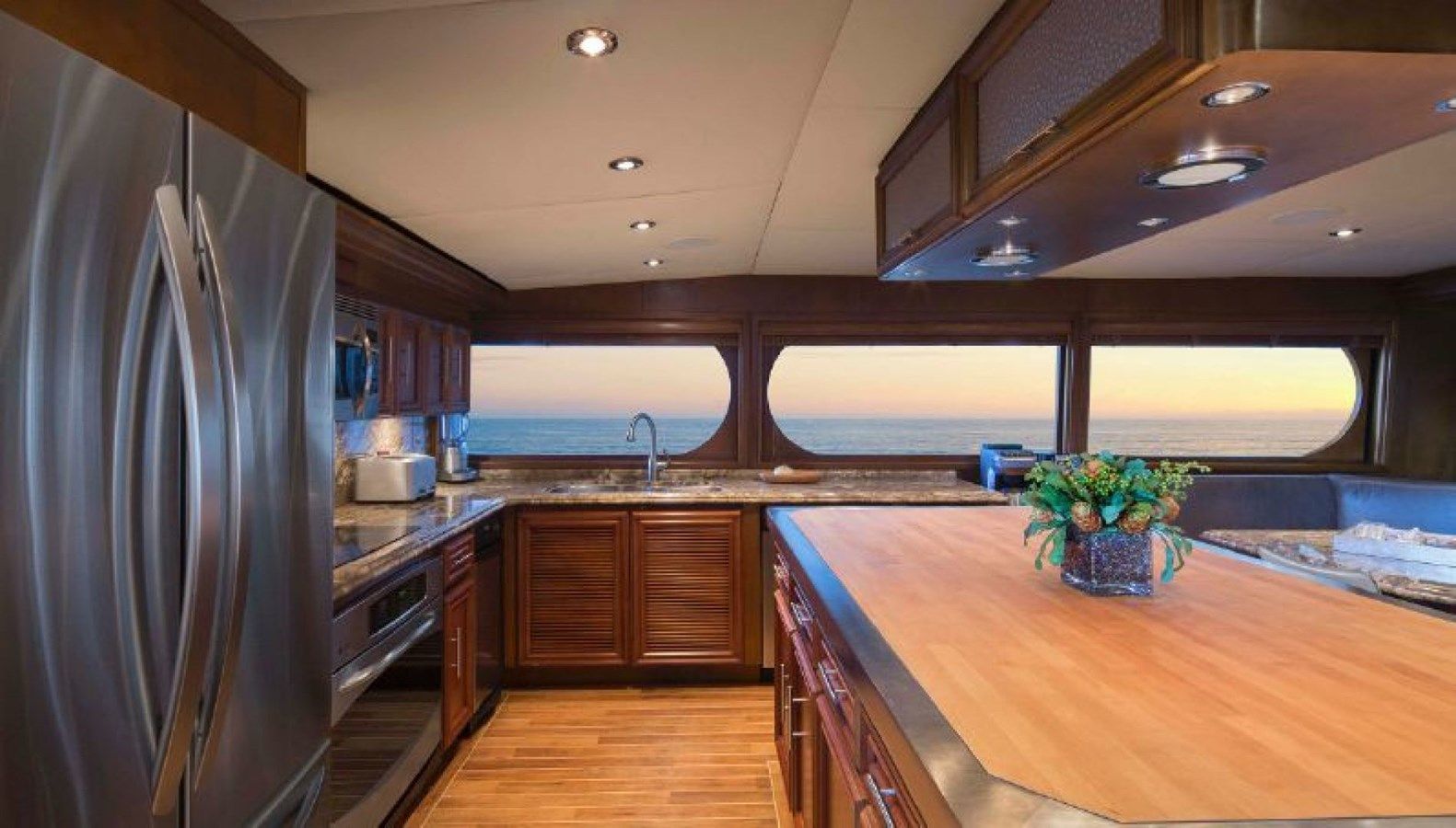 IRON LADY - Broward Yacht yacht sale