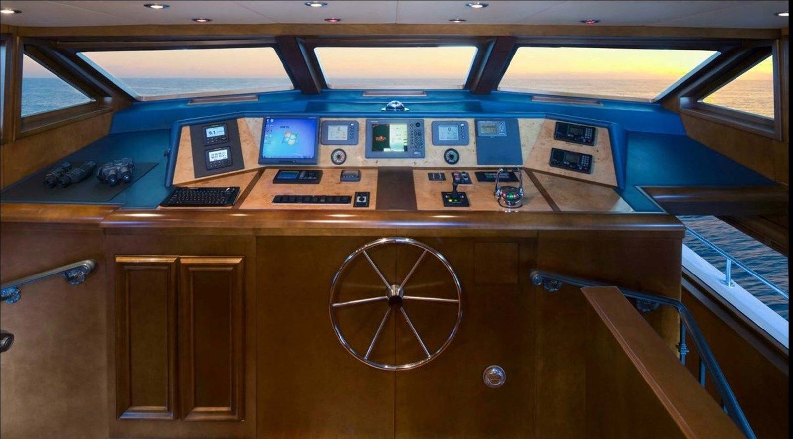 IRON LADY - Broward Yacht