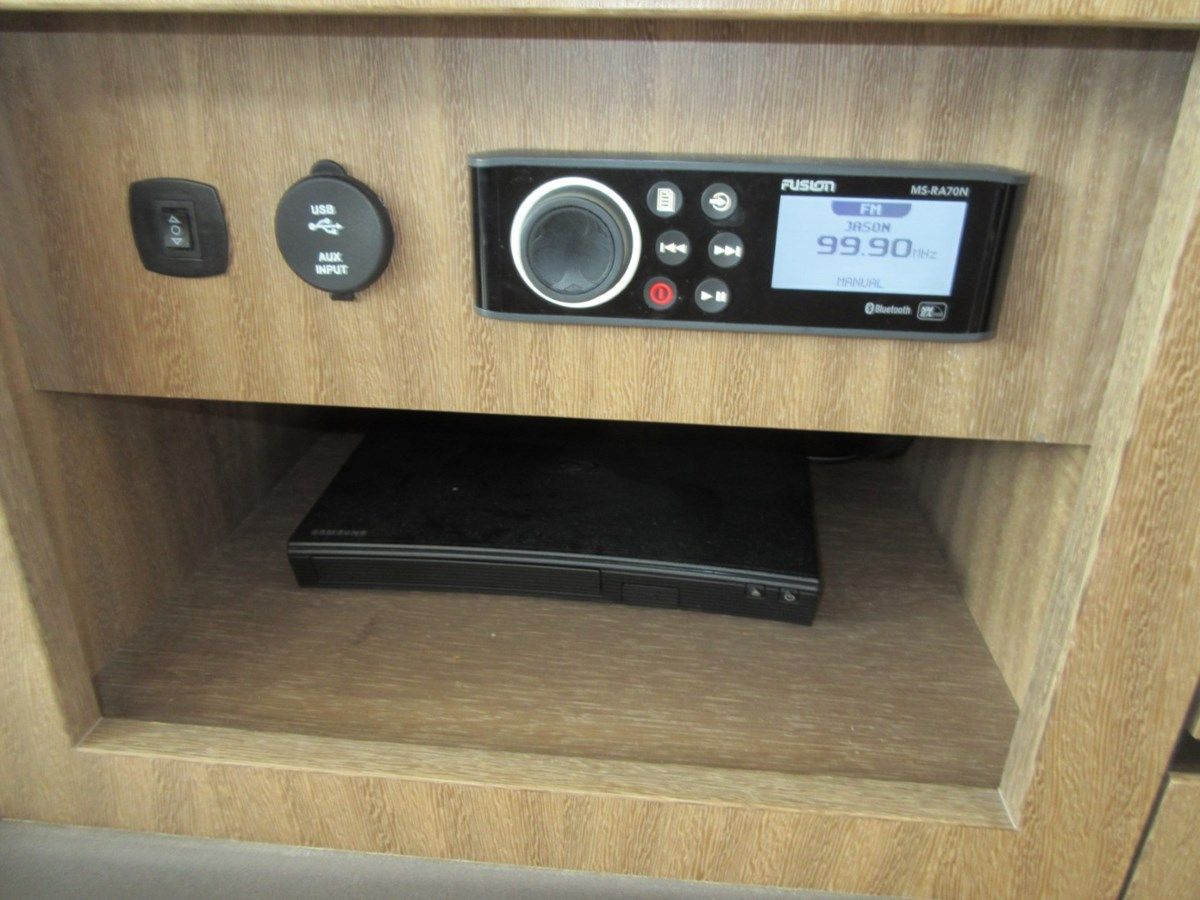 Купить DREAM - Galeon Yachts