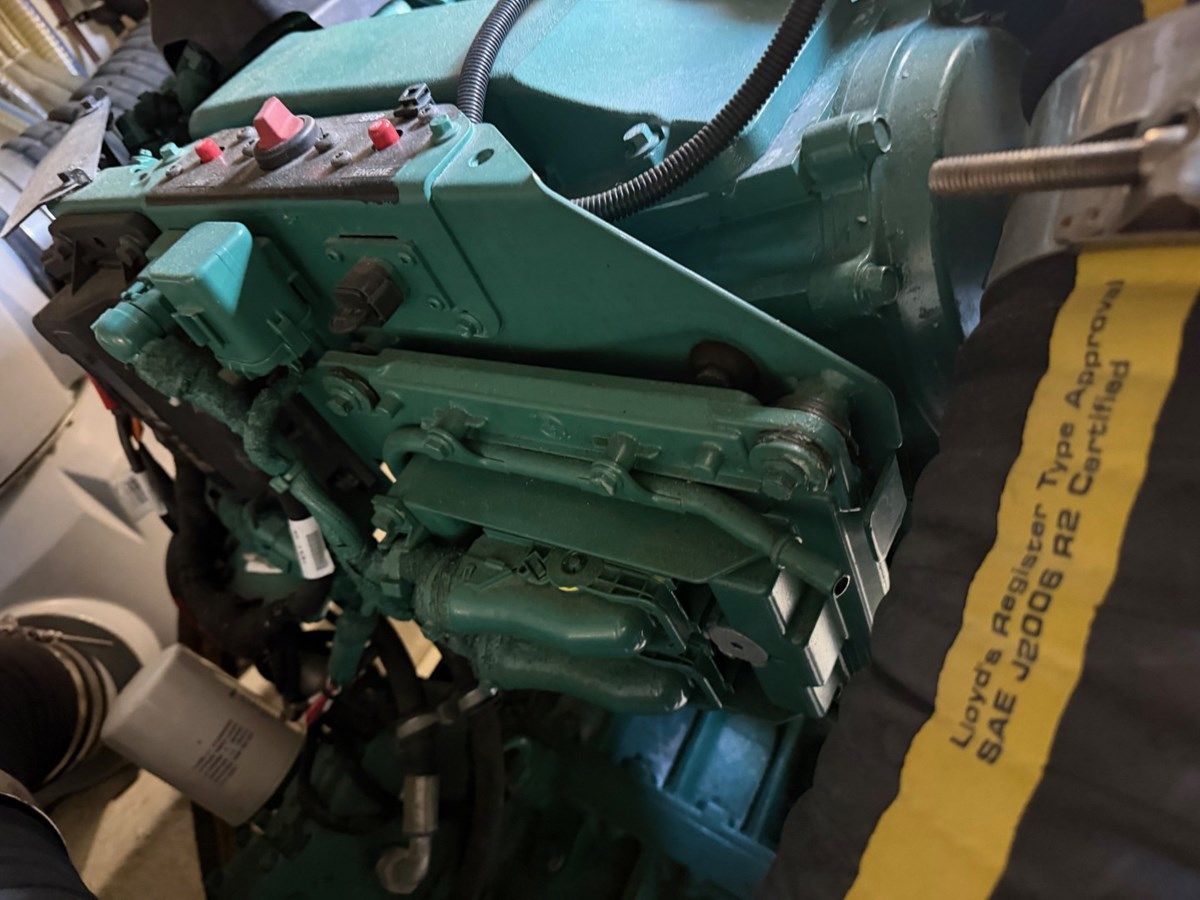 Продажа яхты DREAM 470 SKY