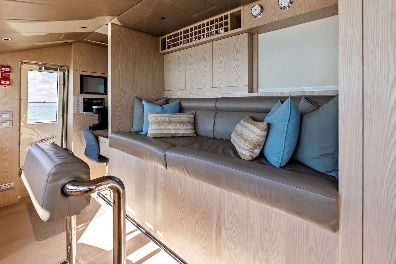 Buy a yacht GLORY 126