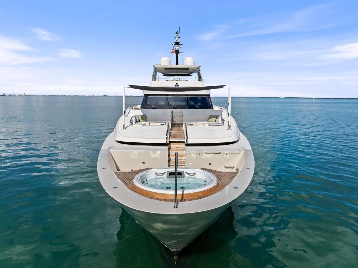 the best price on GLORY SD126