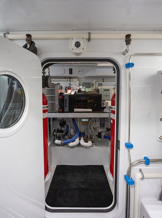 Buy a HT HOOK 72 at Shestakov Yacht Sales