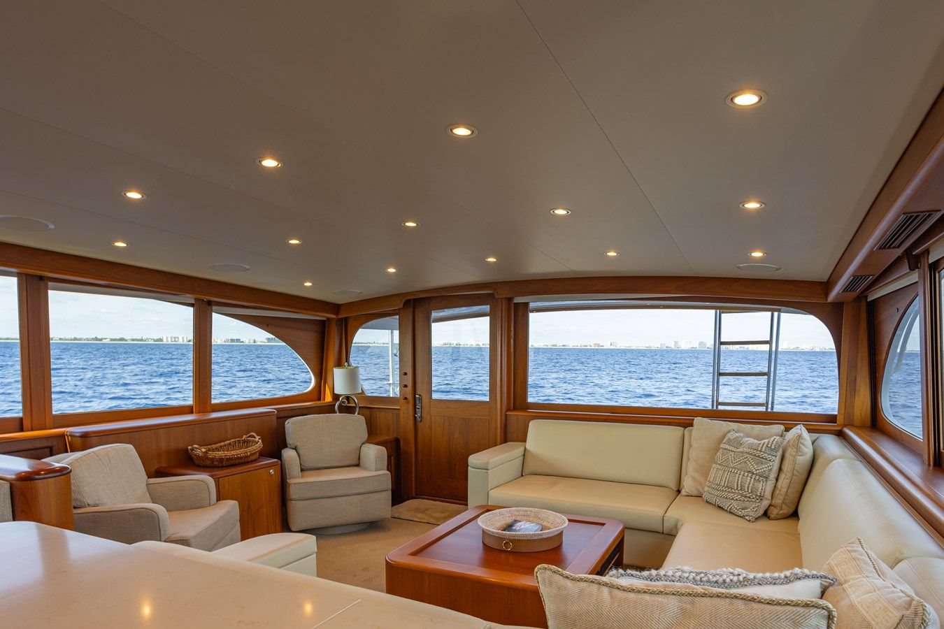 Buy a yacht HT HOOK 72' Sportfish Convertible