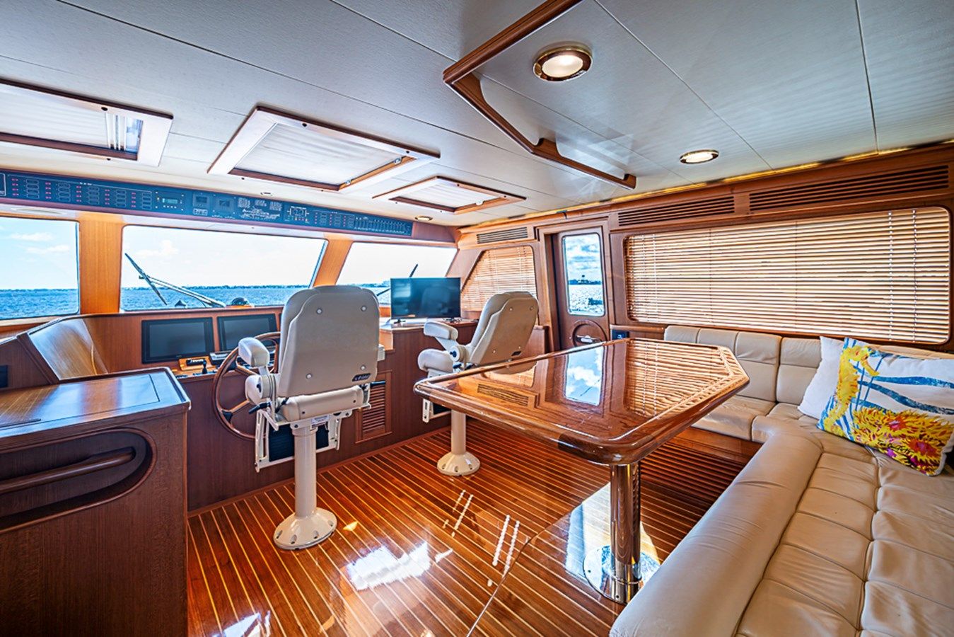 the best price on BEN'S BARGE 2014