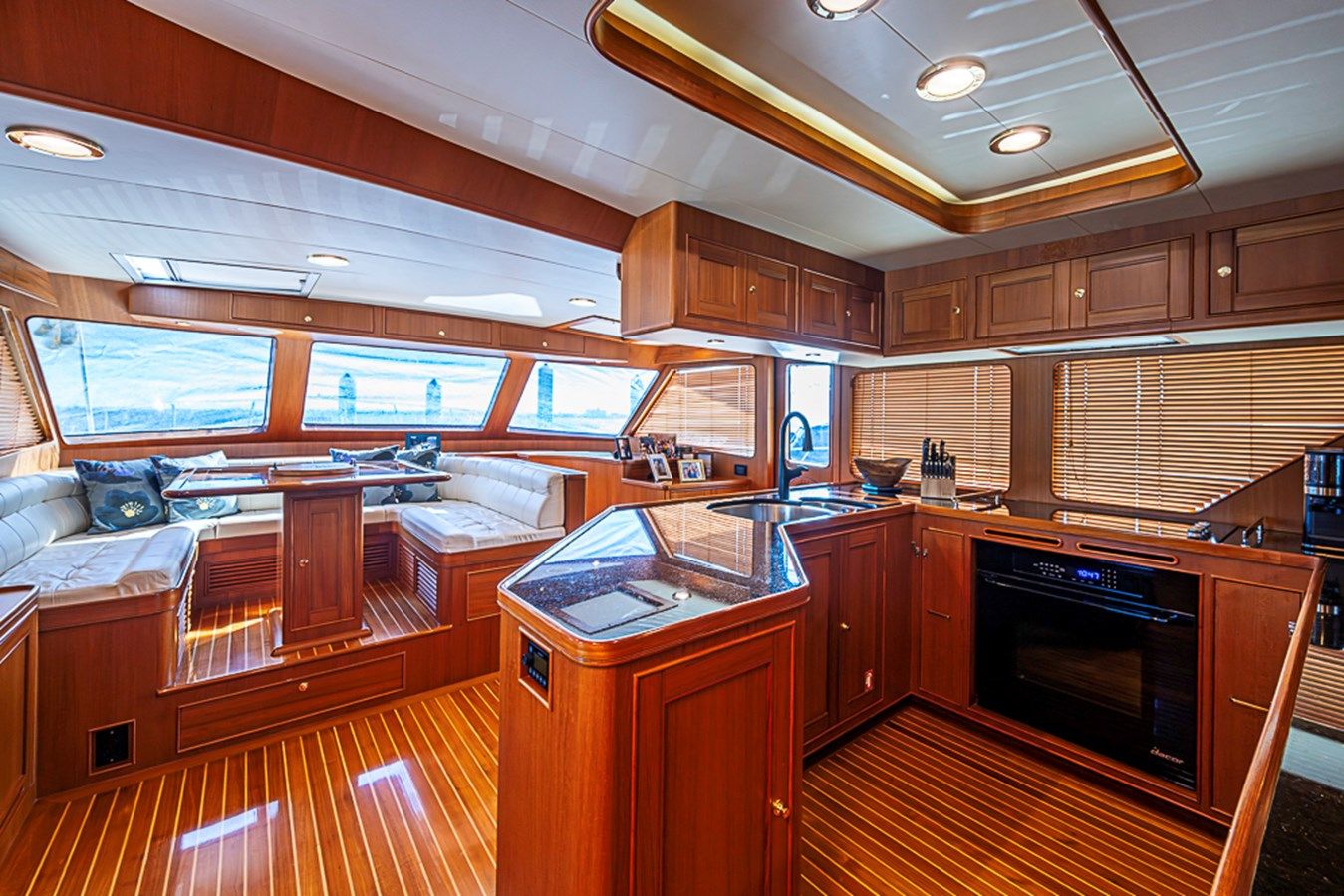 Buy a BEN'S BARGE - Marlow at Shestakov Yacht Sales