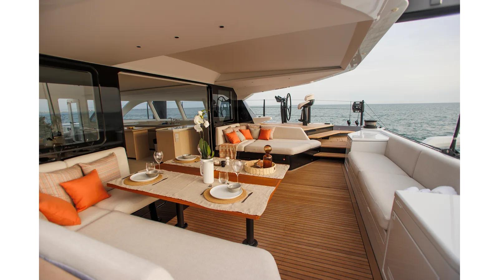 Buy a GUNBOAT 80 80 at Shestakov Yacht Sales