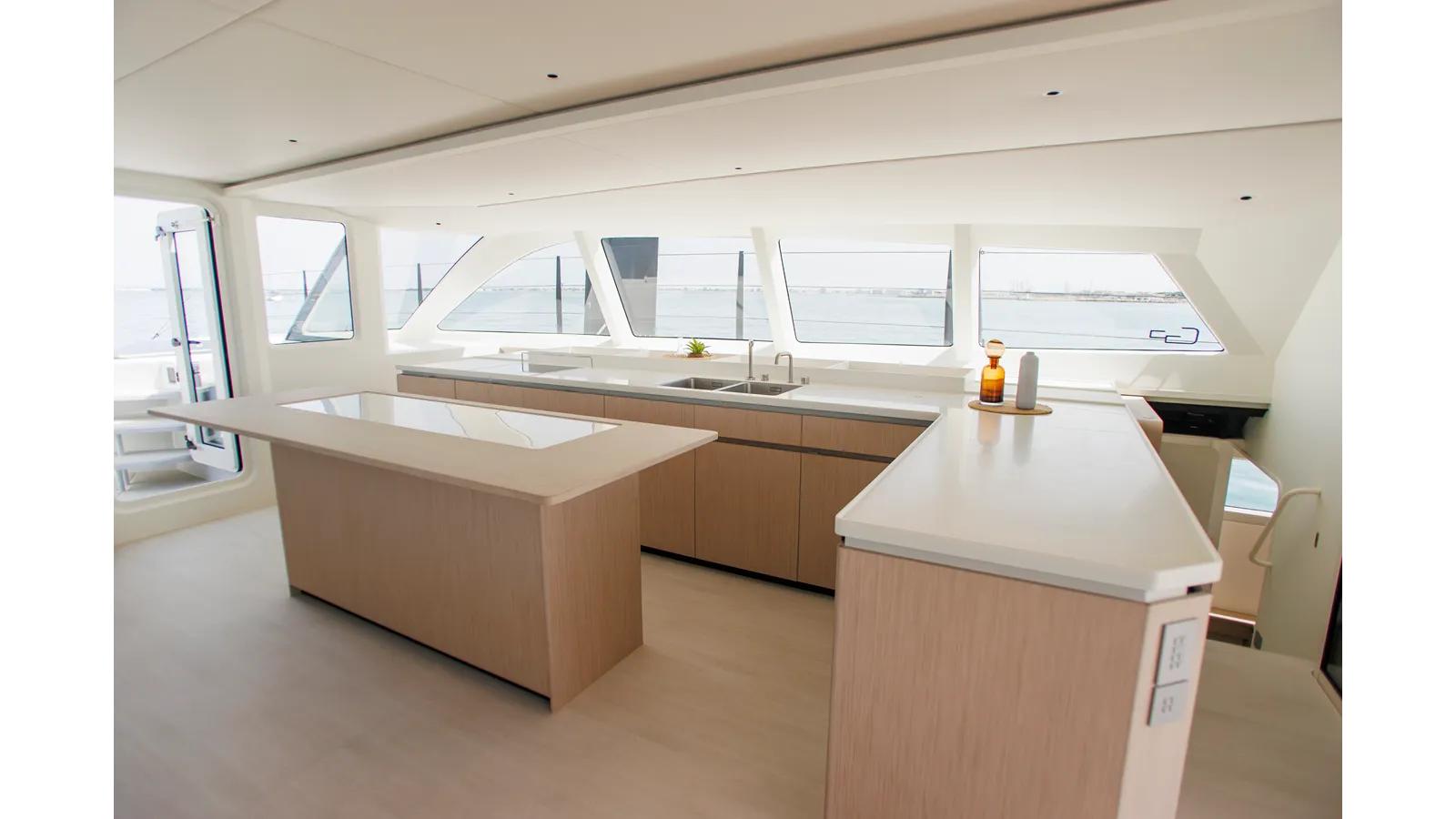 Buy a GUNBOAT 80 80 at Shestakov Yacht Sales