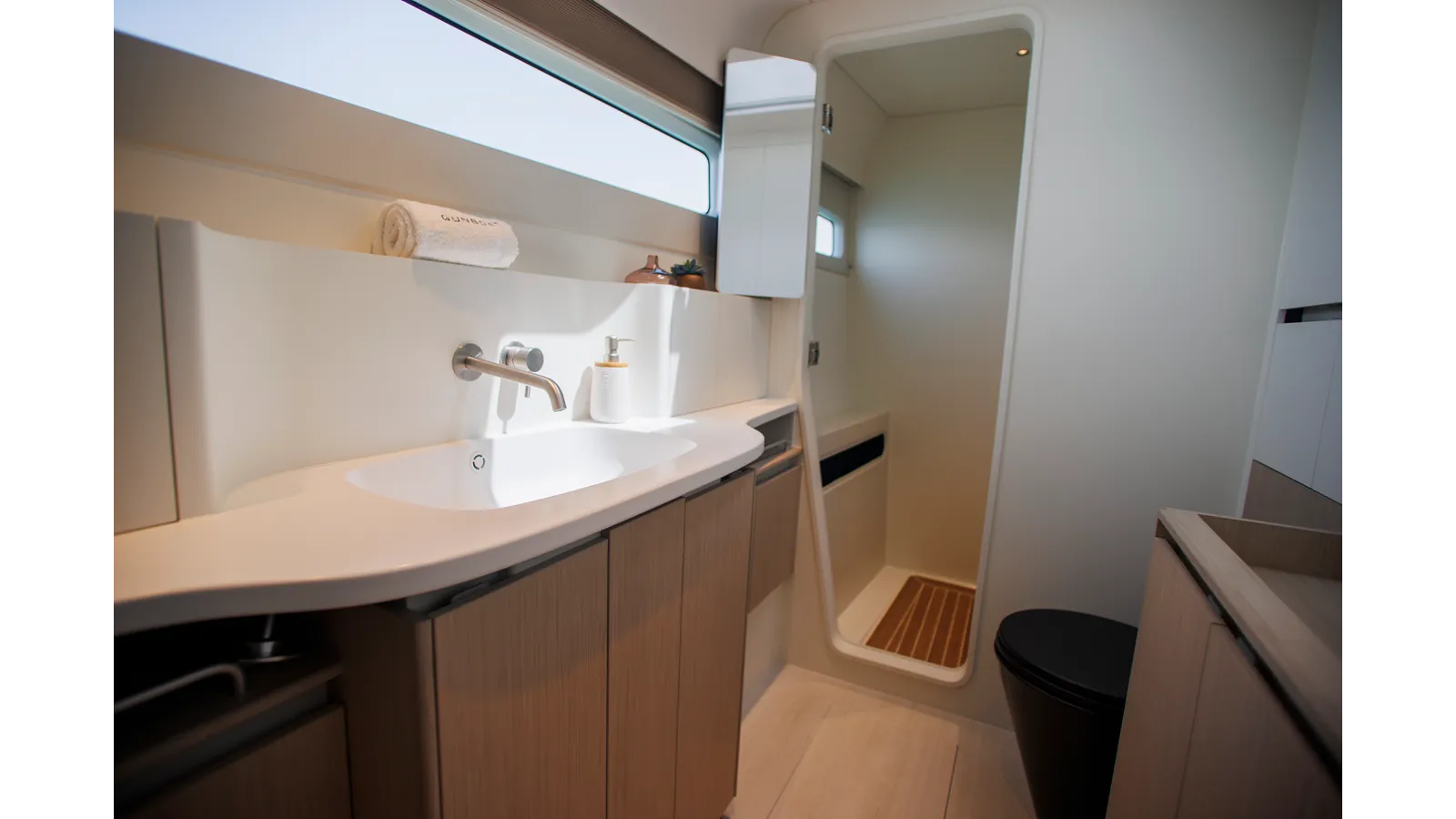 GUNBOAT 80 80 yacht sale